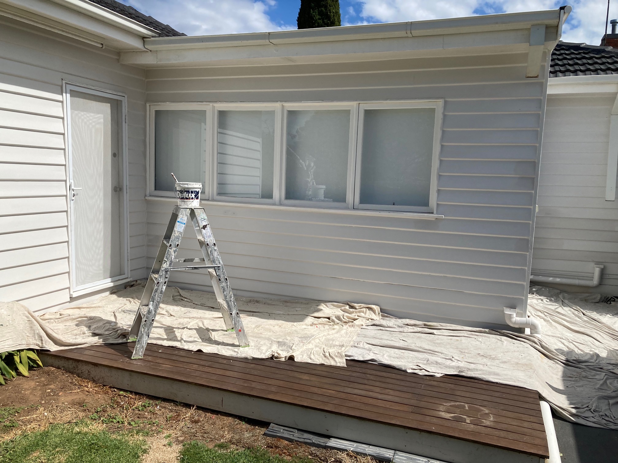 Weatherboard House Painter Decorator Western Suburbs Melbourne